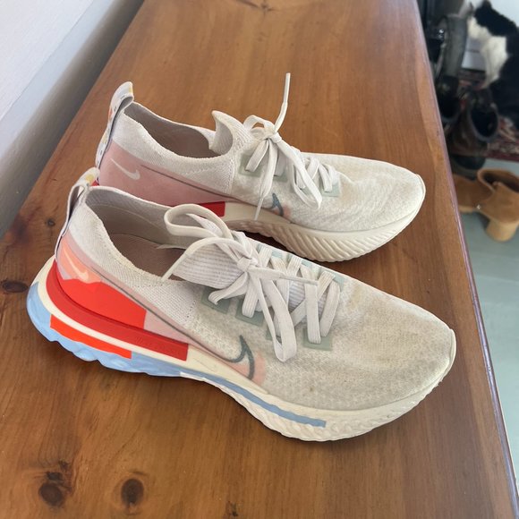 Nike React Infinity Run Flyknit - Picture 1 of 5